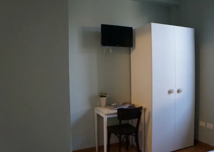 Il Vicolo 48 Frühstückspension Pesaro